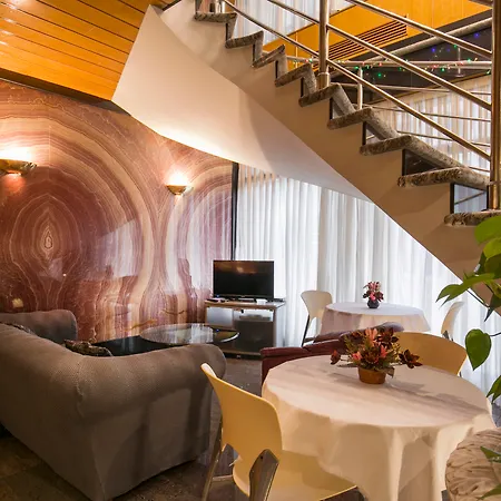 Yomo Imperial Hotel 3*
