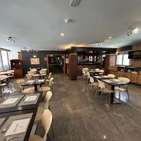 Yomo Imperial 3* Sant Julia de Loria