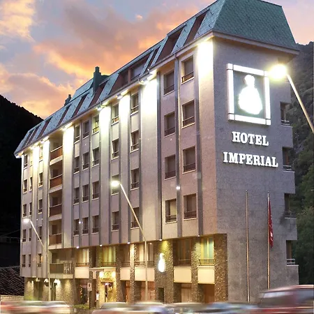 Yomo Imperial Hotel 3*