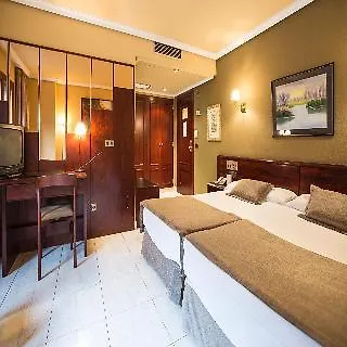 Yomo Imperial Hotel Sant Julia de Loria