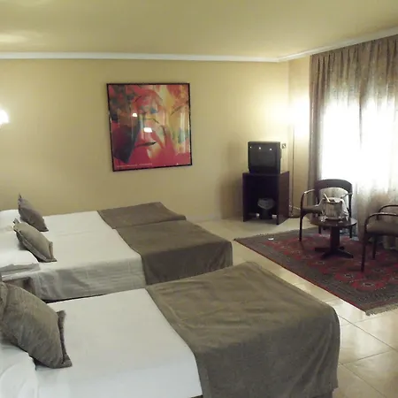 Yomo Imperial Hotel