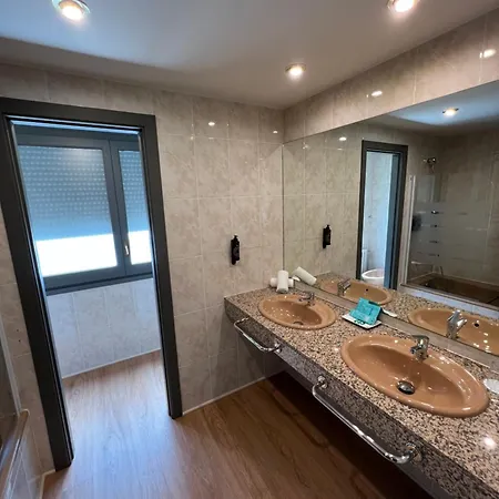 فندق Yomo Imperial 3*