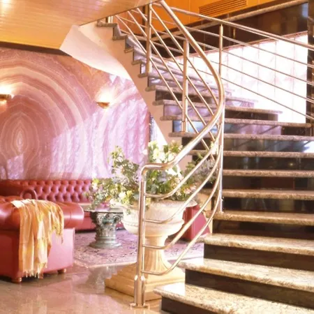 Hotel Yomo Imperial 3*